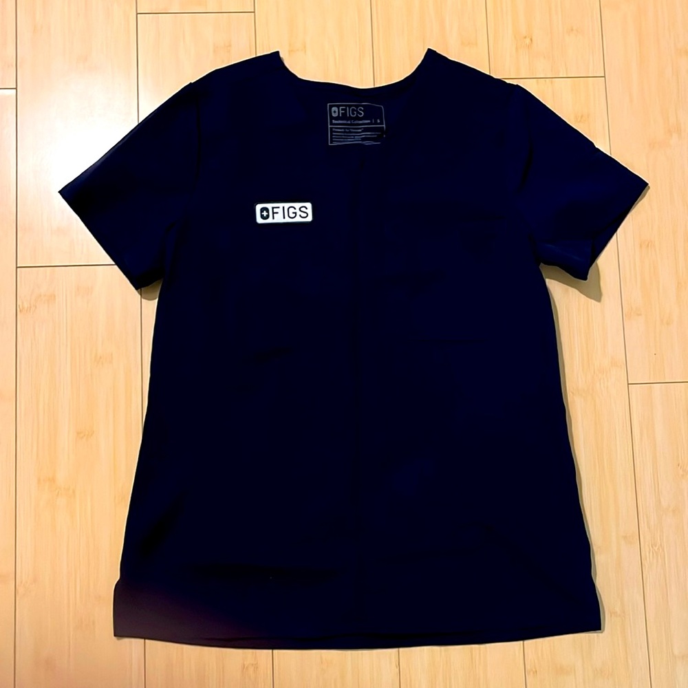 Figs size S Limited Edition Catarina Top in Navy